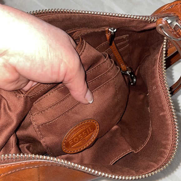 Fossil bag with adjustable strap. Brown leather. Excellent condition - Picture 3 of 5